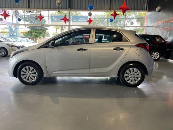 HYUNDAI HB20 1.0 UNIQUE 12V FLEX 4P MANUAL